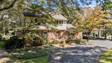 A great find for DYI house-hunters and investors - priced to on River Bend Golf and Country Club in North Carolina - for sale on GolfHomes.com, golf home, golf lot