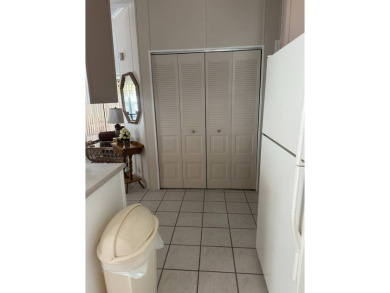 Welcome to this charming and meticulously maintained 2-bedroom on Schalamar Creek Golf and Country Club in Florida - for sale on GolfHomes.com, golf home, golf lot