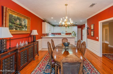 Adorable 3BR/2BA Home in Desirable Castlewoods Subdivision! on Castlewoods Golf Club in Mississippi - for sale on GolfHomes.com, golf home, golf lot