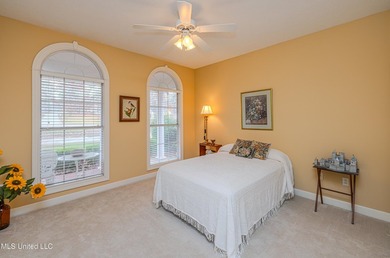 Adorable 3BR/2BA Home in Desirable Castlewoods Subdivision! on Castlewoods Golf Club in Mississippi - for sale on GolfHomes.com, golf home, golf lot