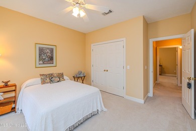 Adorable 3BR/2BA Home in Desirable Castlewoods Subdivision! on Castlewoods Golf Club in Mississippi - for sale on GolfHomes.com, golf home, golf lot