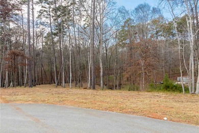 Discover an exceptional opportunity to build your dream on Reynolds Lake Oconee - The Oconee in Georgia - for sale on GolfHomes.com, golf home, golf lot