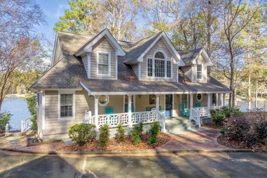 LAKEFRONT LIVING AND STUNNING VIEWS! Discover refined on Reynolds Lake Oconee - The Landing in Georgia - for sale on GolfHomes.com, golf home, golf lot