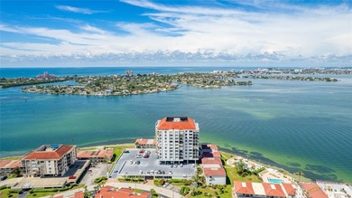 Vacant and ready to occupy!!  Breathtaking Don Cesar Views o on Isla Del Sol Yacht and Country Club in Florida - for sale on GolfHomes.com, golf home, golf lot
