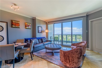 This lovely Turnberry Towers condo is located 1 block off of the on Las Vegas Country Club in Nevada - for sale on GolfHomes.com, golf home, golf lot