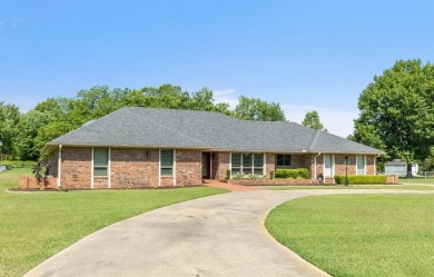 **Charming Remodeled Home in Willowbrook Addition**

Discover on Elks Country Club in Oklahoma - for sale on GolfHomes.com, golf home, golf lot