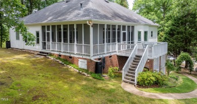 *Showings begin 5/22* Welcome to your own personal oasis nestled on The Neuse Golf Club in North Carolina - for sale on GolfHomes.com, golf home, golf lot