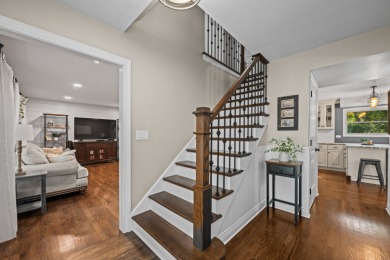 Welcome to Old Williamsburg!  This fully remodeled 4-bedroom, 2 on Bartlett Hills Golf Club in Illinois - for sale on GolfHomes.com, golf home, golf lot