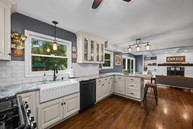 Welcome to Old Williamsburg!  This fully remodeled 4-bedroom, 2 on Bartlett Hills Golf Club in Illinois - for sale on GolfHomes.com, golf home, golf lot