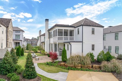 LOCATION -LOCATION -LOCATION! Experience exceptional lake living on Reynolds Lake Oconee - The Oconee in Georgia - for sale on GolfHomes.com, golf home, golf lot