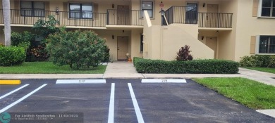 Recently updated, this first-floor condominium is situated in an on Delaire Golf and Country Club in Florida - for sale on GolfHomes.com, golf home, golf lot