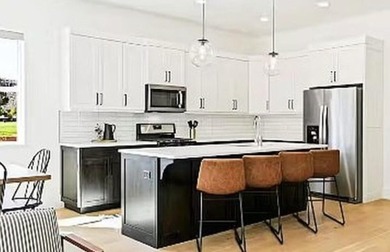 If you're into golf, sunshine, and easy Southern Utah living on Bloomington Country Club in Utah - for sale on GolfHomes.com, golf home, golf lot