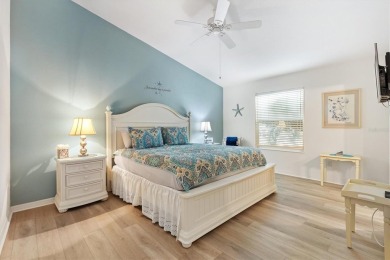TURNKEY! MINUTES to Brownwood Paddock Square for shopping on Pennbrooke Fairways in Florida - for sale on GolfHomes.com, golf home, golf lot