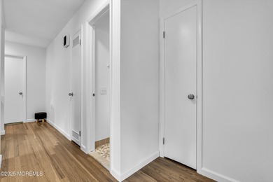 Welcome Home! Move-in ready and located on a quiet cul-de-sac on Keswick Village Golf Course in New Jersey - for sale on GolfHomes.com, golf home, golf lot