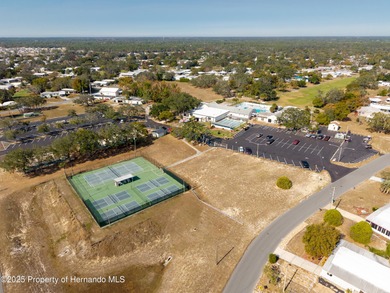 Welcome to this beautifully renovated 2-bedroom, 1.5-bath home on High Point Golf Club, Inc. in Florida - for sale on GolfHomes.com, golf home, golf lot