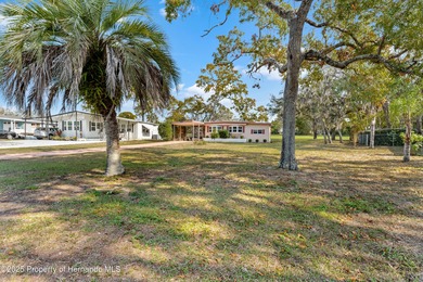 Welcome to this beautifully renovated 2-bedroom, 1.5-bath home on High Point Golf Club, Inc. in Florida - for sale on GolfHomes.com, golf home, golf lot