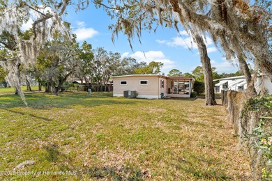 Welcome to this beautifully renovated 2-bedroom, 1.5-bath home on High Point Golf Club, Inc. in Florida - for sale on GolfHomes.com, golf home, golf lot