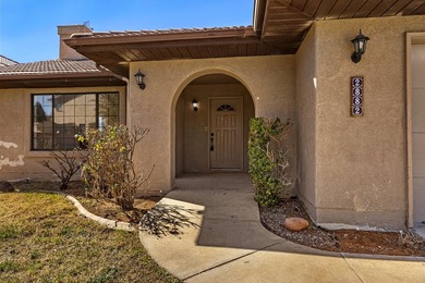 Move-in ready and spotless, with fresh paint and brand-new on St. George Golf Course in Utah - for sale on GolfHomes.com, golf home, golf lot