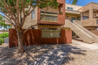Welcome to Sunrise Condominiums in the heart of Scottsdale! This on Continental Golf Course in Arizona - for sale on GolfHomes.com, golf home, golf lot