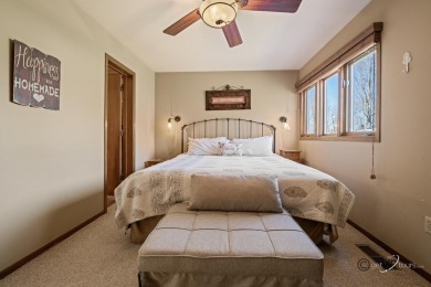 This 2 bed/ 2 bath Spring Creek golf villa is a short distance on Eagle Ridge Inn and Resort in Illinois - for sale on GolfHomes.com, golf home, golf lot