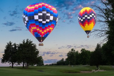 This 2 bed/ 2 bath Spring Creek golf villa is a short distance on Eagle Ridge Inn and Resort in Illinois - for sale on GolfHomes.com, golf home, golf lot