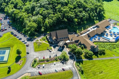 This 2 bed/ 2 bath Spring Creek golf villa is a short distance on Eagle Ridge Inn and Resort in Illinois - for sale on GolfHomes.com, golf home, golf lot