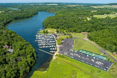 This 2 bed/ 2 bath Spring Creek golf villa is a short distance on Eagle Ridge Inn and Resort in Illinois - for sale on GolfHomes.com, golf home, golf lot