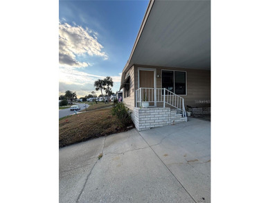 Welcome to Zellwood Station, a premier 55+ golf community! This on Zellwood Station Country Club in Florida - for sale on GolfHomes.com, golf home, golf lot