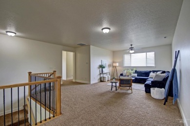 Enjoy a blend of comfort and functionality in this beautiful on Eagle Legacy Golf Course in Idaho - for sale on GolfHomes.com, golf home, golf lot