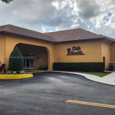 Beautifully Updated 2/2 Condo in Century Village! This 3rd Floor on Flamingo Lakes Country Club in Florida - for sale on GolfHomes.com, golf home, golf lot