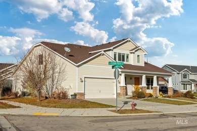 Enjoy a blend of comfort and functionality in this beautiful on Eagle Legacy Golf Course in Idaho - for sale on GolfHomes.com, golf home, golf lot