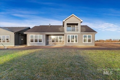 The Maple plan by Tresidio Homes is breathtaking Valor on Falcon on Falcon Crest Golf Club in Idaho - for sale on GolfHomes.com, golf home, golf lot