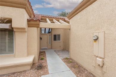 This beautifully-appointed single-story TOTAL TURNKEY townhome on Highland Falls Golf Club in Nevada - for sale on GolfHomes.com, golf home, golf lot