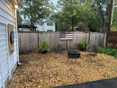 WELCOME TO THIS BEAUTIFULLY UPDATED RED BRICK GEORGIAN HOME IN on Winnetka Golf Club in Illinois - for sale on GolfHomes.com, golf home, golf lot