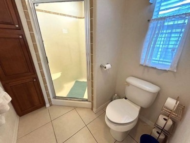 This beautifully maintained and completely furnished home is on Sun n Lake Golf and Country Club in Florida - for sale on GolfHomes.com, golf home, golf lot
