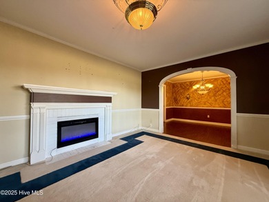 Welcome to a stunning entertainer's paradise! This beautiful on Roanoke Country Club in North Carolina - for sale on GolfHomes.com, golf home, golf lot