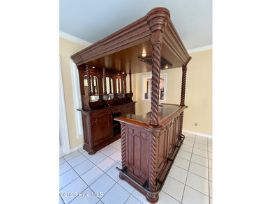 Welcome to a stunning entertainer's paradise! This beautiful on Roanoke Country Club in North Carolina - for sale on GolfHomes.com, golf home, golf lot