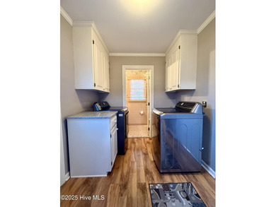 Welcome to a stunning entertainer's paradise! This beautiful on Roanoke Country Club in North Carolina - for sale on GolfHomes.com, golf home, golf lot