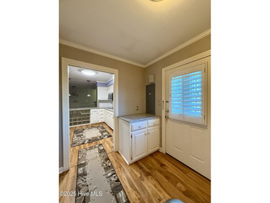 Welcome to a stunning entertainer's paradise! This beautiful on Roanoke Country Club in North Carolina - for sale on GolfHomes.com, golf home, golf lot