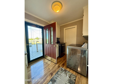 Welcome to a stunning entertainer's paradise! This beautiful on Roanoke Country Club in North Carolina - for sale on GolfHomes.com, golf home, golf lot