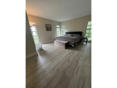 Spacious and bright 3 bedrooms 2 bathrooms condo located in the on Palm-Aire Country Club and Resort - Palms in Florida - for sale on GolfHomes.com, golf home, golf lot