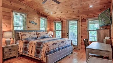 This stunning, like-new 3 Bed/3 Bath mountain retreat offers on White Path Golf Club in Georgia - for sale on GolfHomes.com, golf home, golf lot