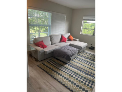 Spacious and bright 3 bedrooms 2 bathrooms condo located in the on Palm-Aire Country Club and Resort - Palms in Florida - for sale on GolfHomes.com, golf home, golf lot