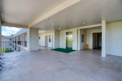 Spacious and bright 3 bedrooms 2 bathrooms condo located in the on Palm-Aire Country Club and Resort - Palms in Florida - for sale on GolfHomes.com, golf home, golf lot