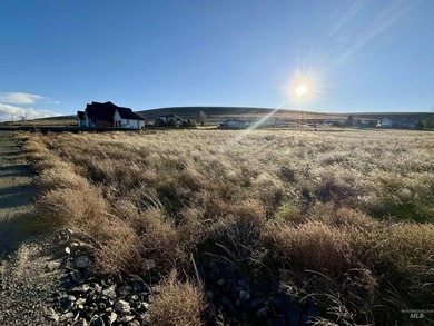 This is it! The lot you have been searching for. Over an ACRE of on Quail Ridge Golf Course in Washington - for sale on GolfHomes.com, golf home, golf lot