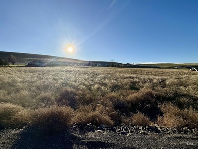 This is it! The lot you have been searching for. Over an ACRE of on Quail Ridge Golf Course in Washington - for sale on GolfHomes.com, golf home, golf lot