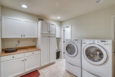 Townhome for sale in Horseshoe Bay West. Just a golf cart ride on Apple Rock Golf Course - Horseshoe Bay in Texas - for sale on GolfHomes.com, golf home, golf lot