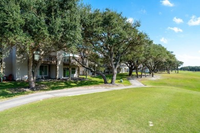 This is the one! No stairs! Adorable, beautifully bright updated on Rockport Country Club in Texas - for sale on GolfHomes.com, golf home, golf lot