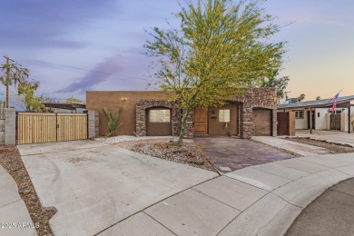 Custom 3 bedroom, 3 full bath Scottsdale home on cul-de-sac lot on AllGolf At Rio Salado in Arizona - for sale on GolfHomes.com, golf home, golf lot
