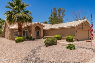 Beautifully maintained 2-BR, 3-BA home is ideally located on a on Oakwood Golf Club  in Arizona - for sale on GolfHomes.com, golf home, golf lot